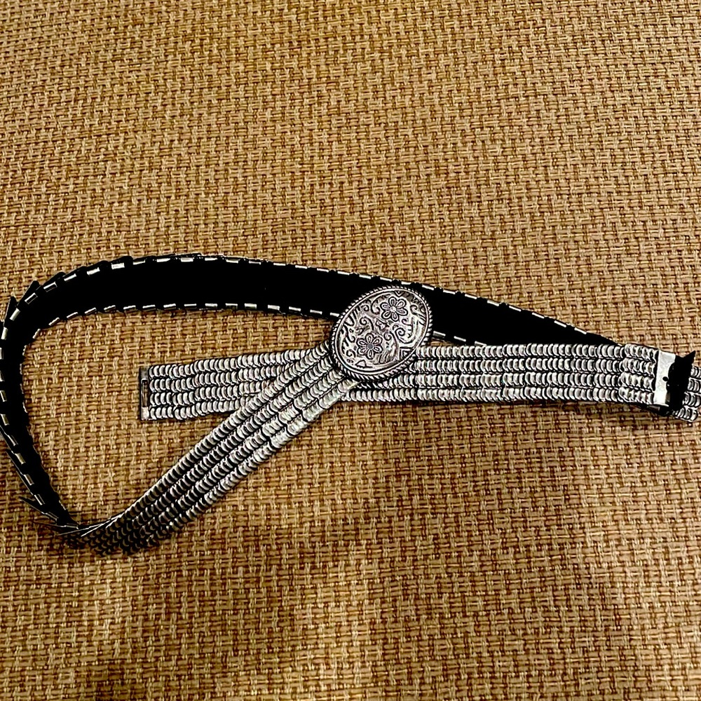 35” silver statement belt